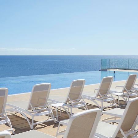Bahia Principe Fantasia Tenerife San Miguel de Abona Esterno foto Infinity pool at the hotel