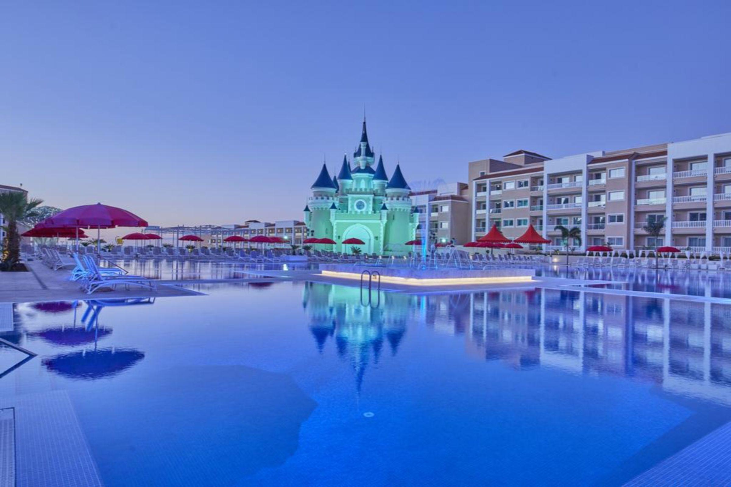 Bahia Principe Fantasia Tenerife San Miguel de Abona Esterno foto The resort's main pool