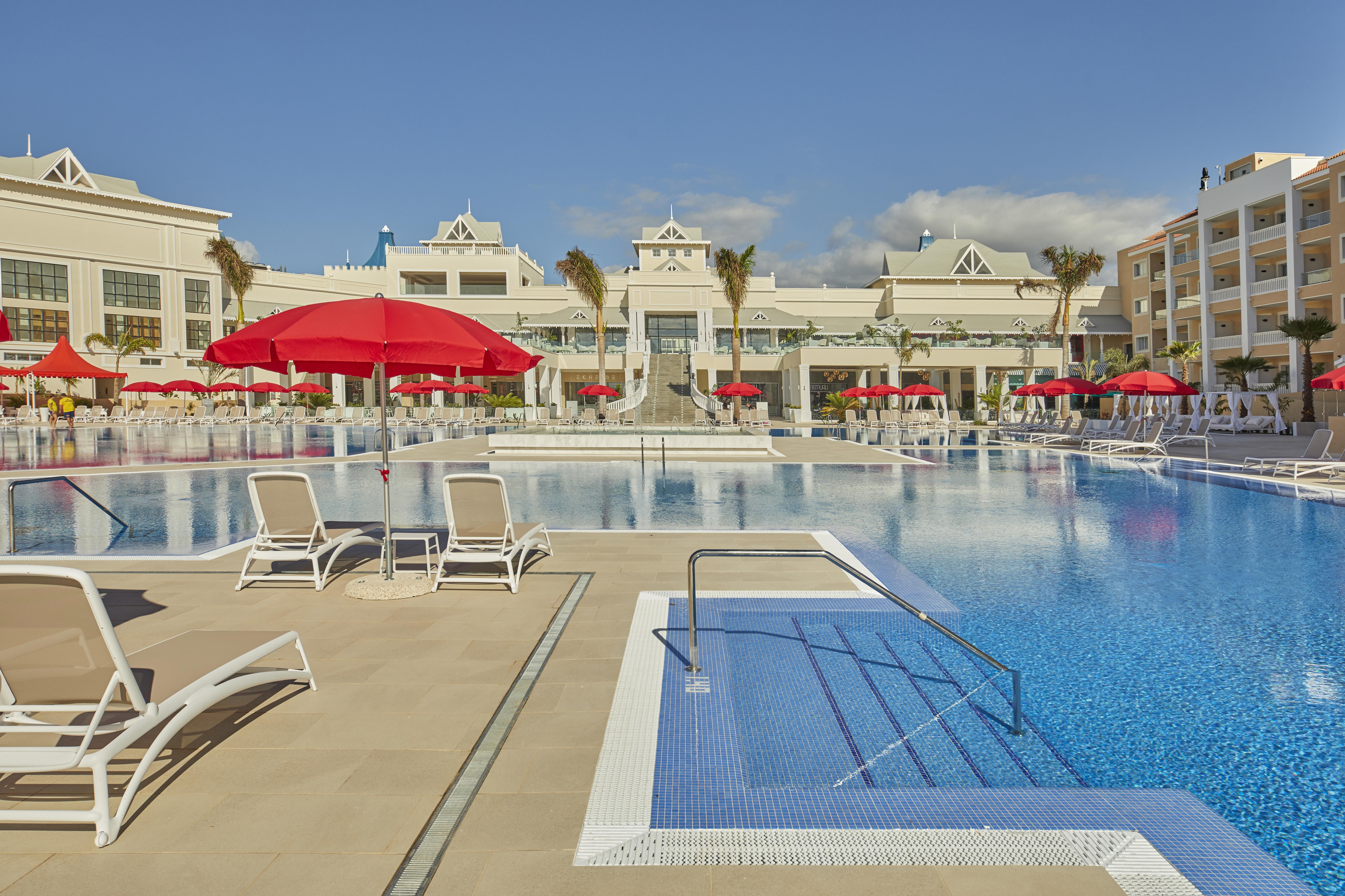 Bahia Principe Fantasia Tenerife San Miguel de Abona Esterno foto Club Med Punta Cana
