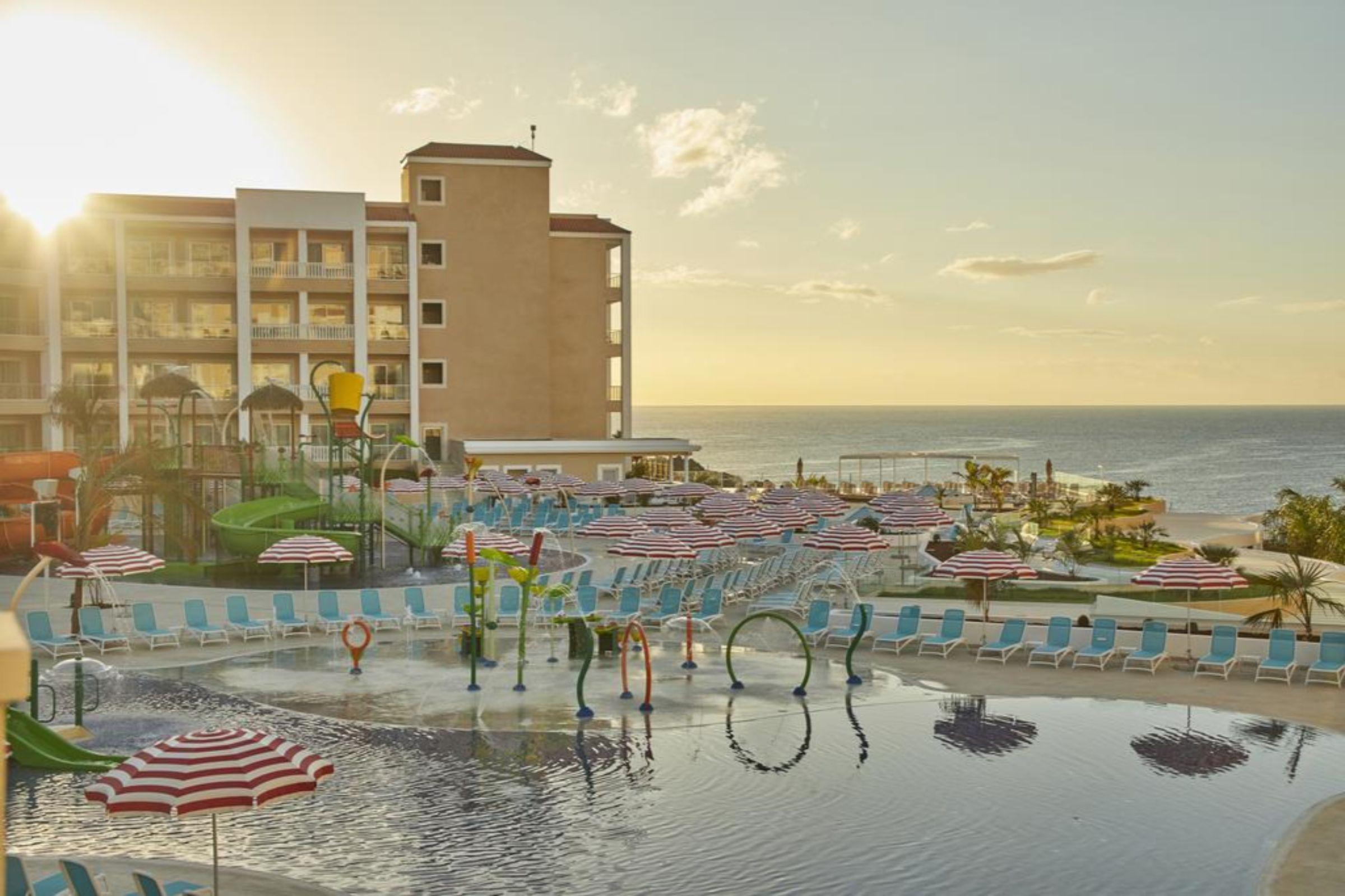 Bahia Principe Fantasia Tenerife San Miguel de Abona Esterno foto The water park at the Grand at Moon Palace