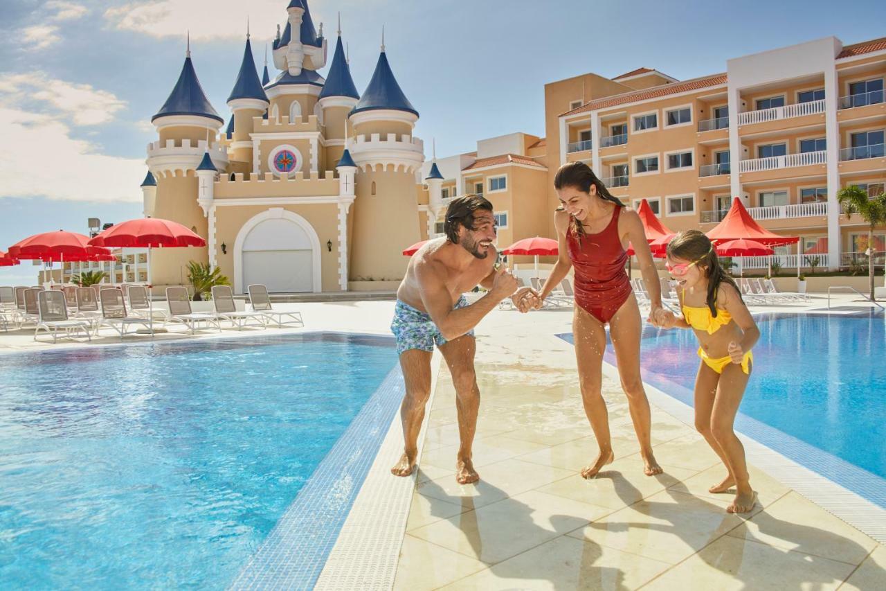 Bahia Principe Fantasia Tenerife San Miguel de Abona Esterno foto The resort's swimming pool